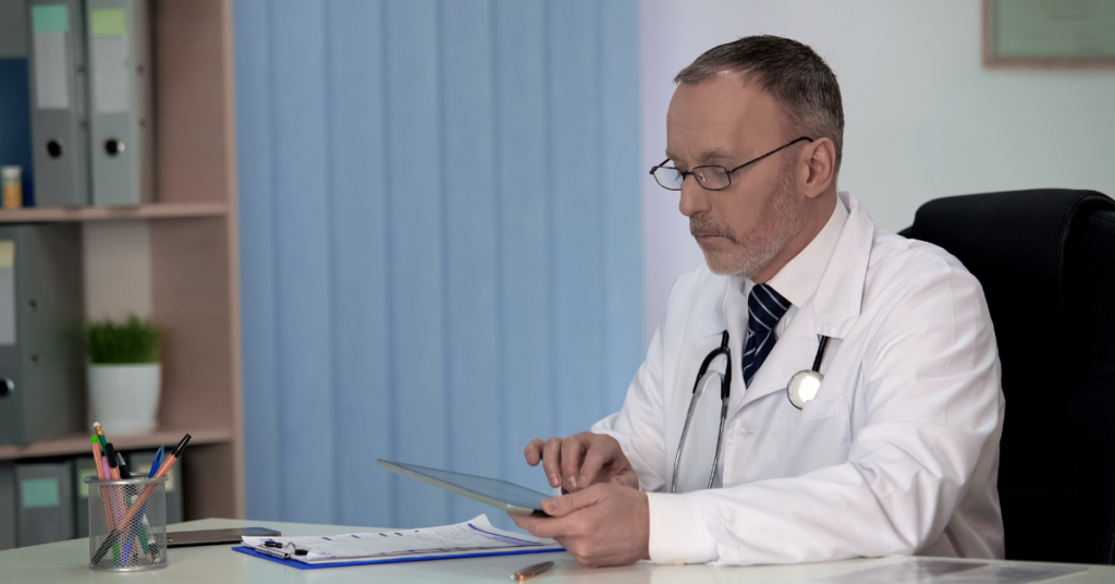 types of electronic medical records looked at by a doctor
